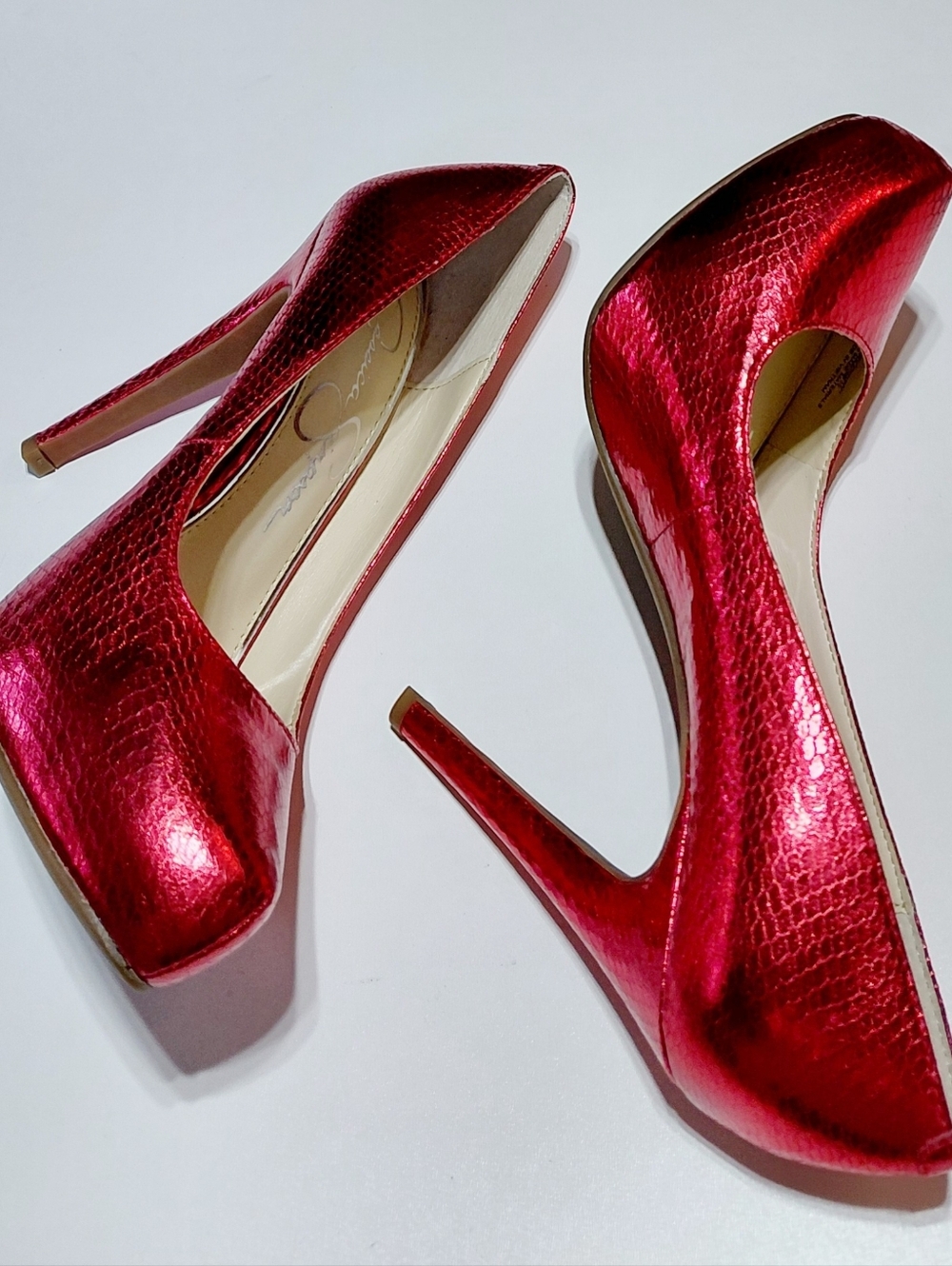 JESSICA SIMPSON Women's Parisah  Red Metallic Snakeskin Stiletto Heels  Size 6 - Picture 3 of 8